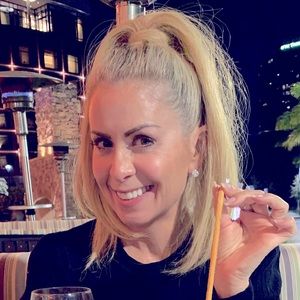 Meet your Posher, Bari